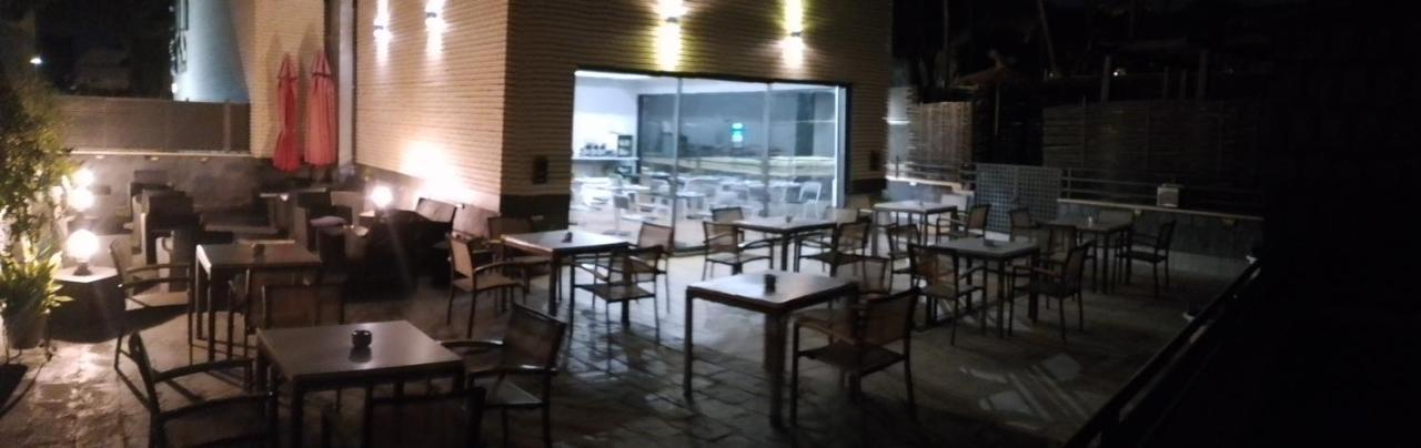H La Cabana Pozuelo de Alarcón Extérieur photo