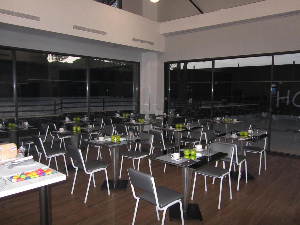 H La Cabana Pozuelo de Alarcón Extérieur photo