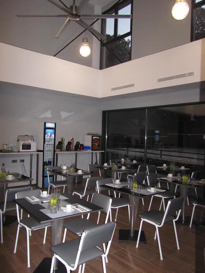 H La Cabana Pozuelo de Alarcón Extérieur photo