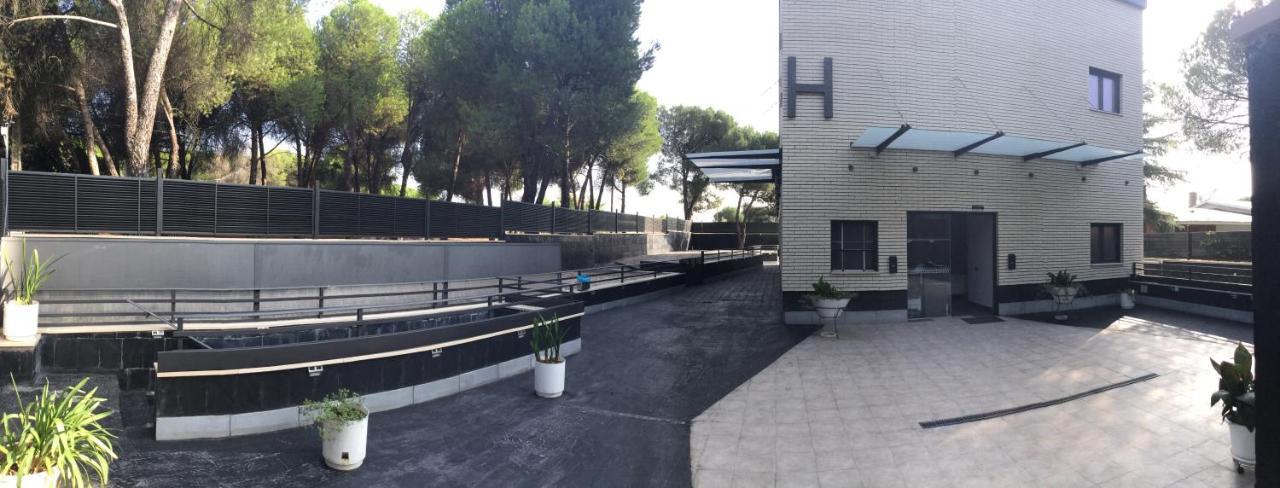 H La Cabana Pozuelo de Alarcón Extérieur photo